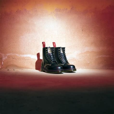 dr martens commemorate year   dog   limited edition  boot complex