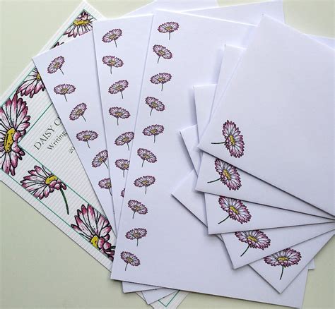 writing paper  matching envelopes set daisy design etsy uk