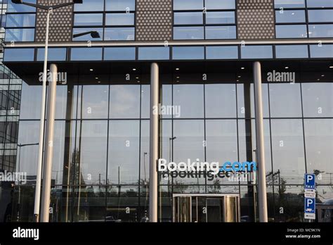 bookingcom offices amsterdam netherlands founded  holland    worlds largest