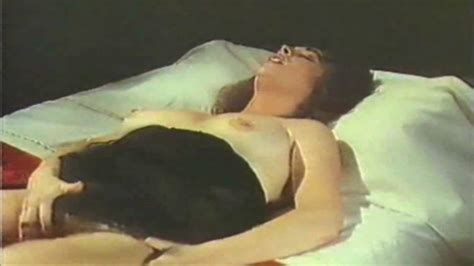 Lynn Endersson Nuda ~30 Anni In Las Calientes Orgías De