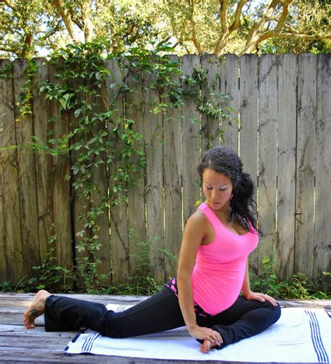 10 best yoga poses for pregnancy diary of a fit mommy