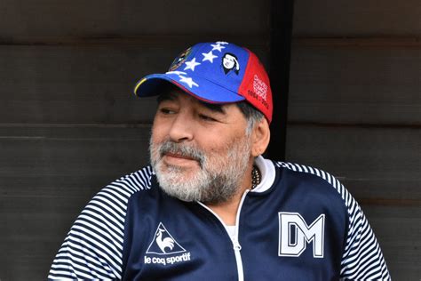 Maradona Renunció A La Fifa Con Duras Críticas A Infantino Y Macri
