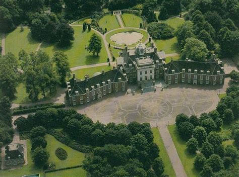 huis ten bosch images  pinterest holland palace  palaces