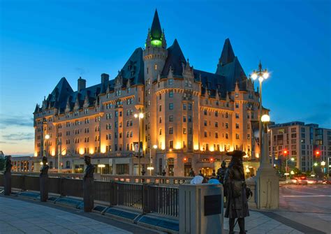 fairy tale castles  canada   visit travel bliss