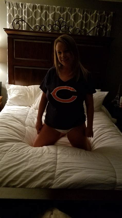 these hot girls love sports 39 pics