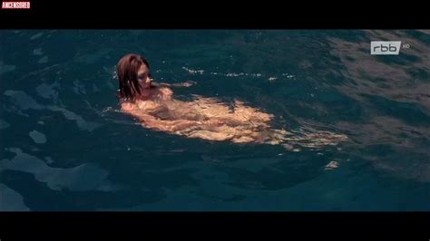 naked giorgia moll in contempt