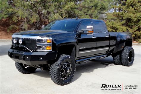 chevrolet hd dually   xd battalion wheels exclusively