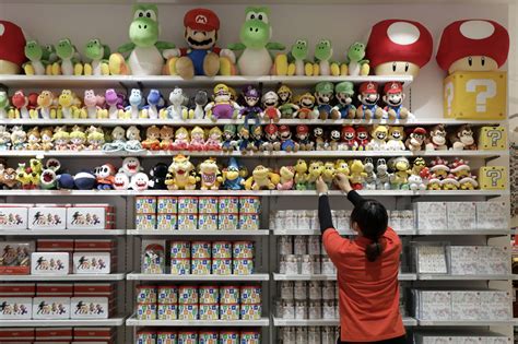 nintendos tokyo store isnt large    fan base bloomberg