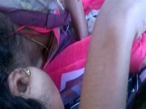 desi aunty cleavage capture in bus desi mms indian mms indian sex video indian porn videos