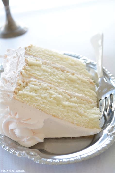 curly girl kitchen white cake