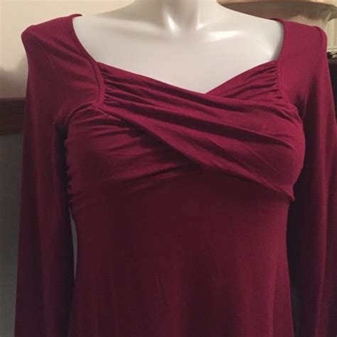 limited dark red top large clothes design tops red top