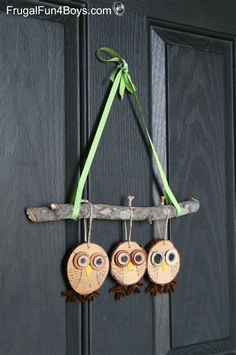 adorable wood slice owl ornaments   owl tree