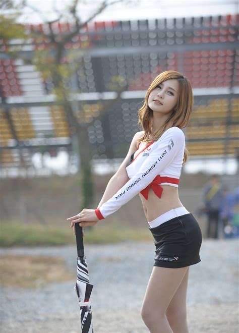 korean pretty lady sexy from motor racing page milmon