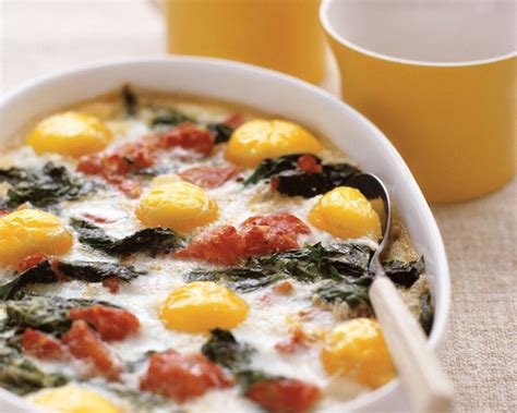 baked eggs  spinach tomatoes recipe delicious breakfast recipe