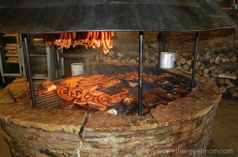 salt lick bbq ~ driftwood texas r we there yet mom