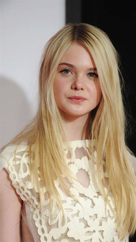sexy wallpapers elle fanning iphone sexy wallpapers supportive guru