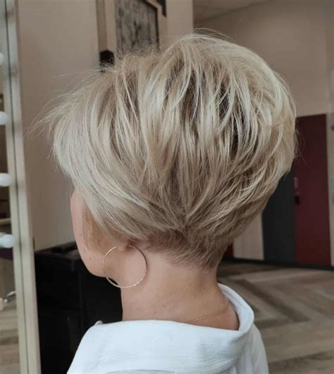 Top 21 Wedge Haircut Ideas For Short And Thin Hair In 2023