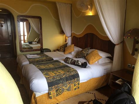 mara serena lodge masai mara accommodation african hartebeest