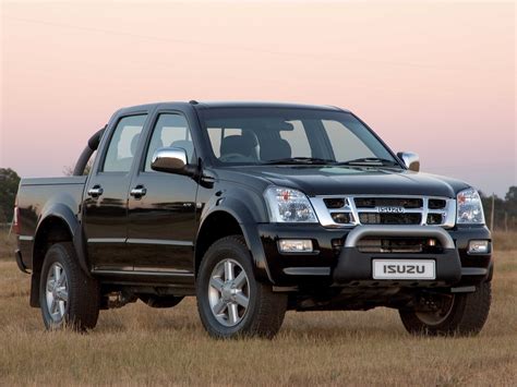 isuzu kb  photogallery   pics carsbasecom