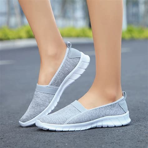 fashion women soft sole slip  breathable casual shoes lazy shoes flat feminino esportivo