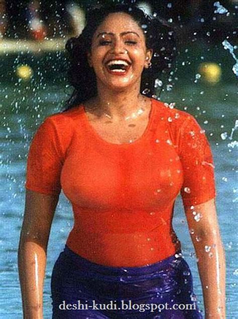 Tamil Actress Hd Wallpapers Free Downloads Raasi Manthra