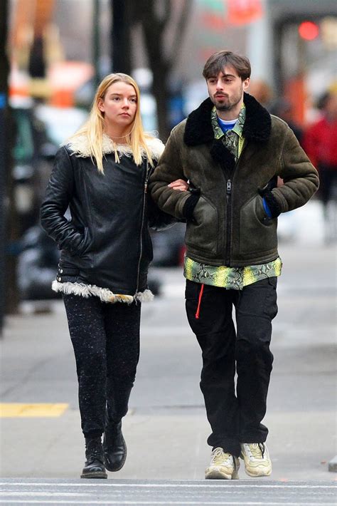 Anya Taylor Joy Steps Out With A Mystery Man In New York