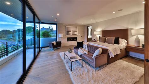 modern master suite  luxury home luxury modern bedroom master suite luxury master suite