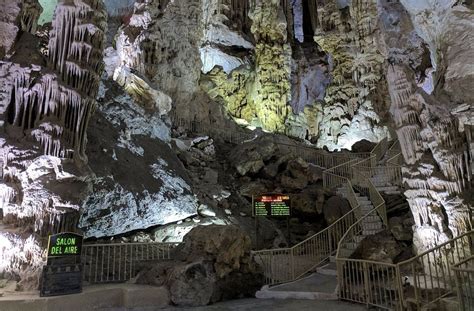 las grutas de garcia guiajero