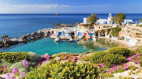 Island Bliss Exploring The Beauty Of Santorini Greece Maxipx