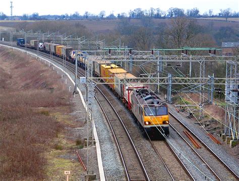 filewcml freight trainjpg wikimedia commons