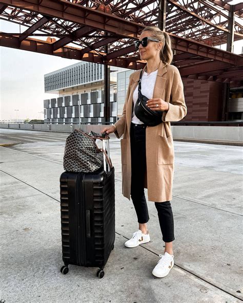 wear travelling   outfits   airport long haul