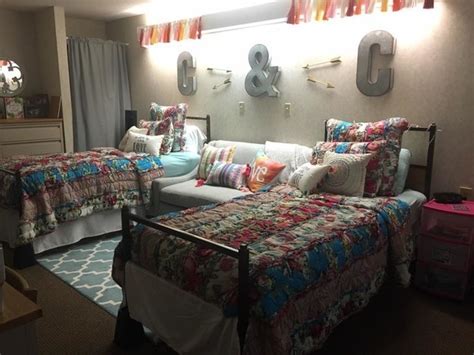 14 amazingly decorated dorm rooms that just might blow
