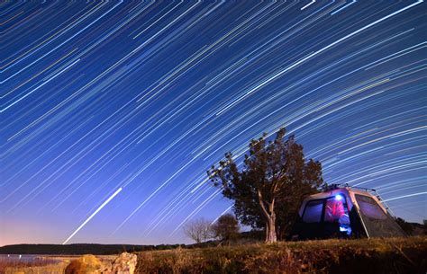 photograph star trails  ultimate guide  star trail photography