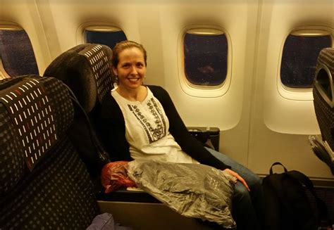 Japan Airlines Business Class Review Tokyo To Hong Kong