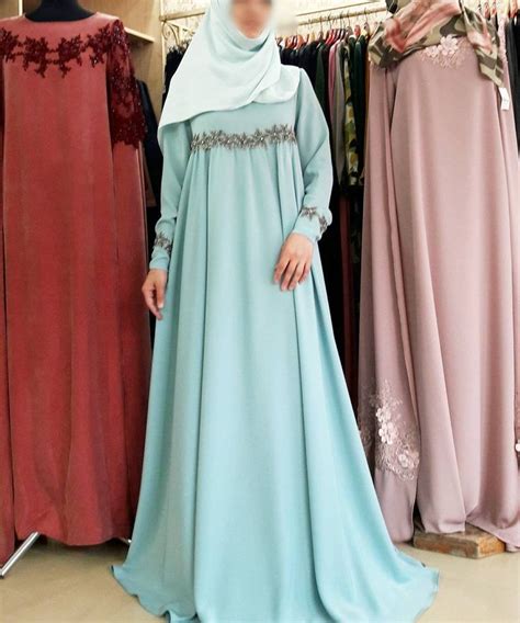 pin oleh erwinda desilika  hijabers   gaun baju