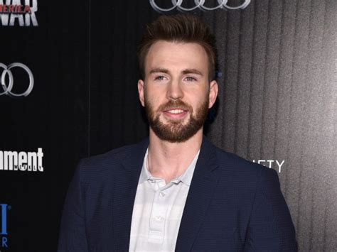 chris evans has ‘chilled out on weed but not acting
