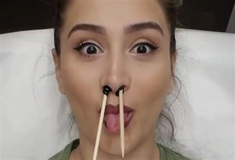 el tutorial sobre cómo depilarse el vello de la nariz con cera que ha
