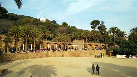 park gueell la sagrada familia barcelona visions  travel