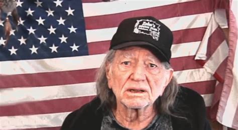watch willie nelson audition for the role of gandalf