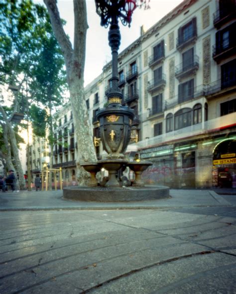 font de canaletes barcelona catalonia pinhole obscura