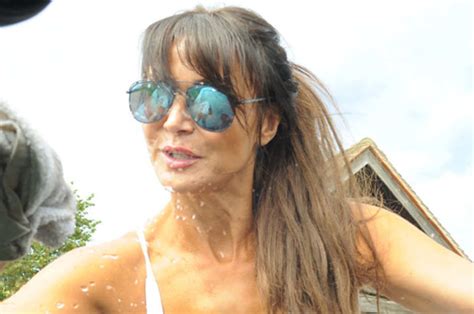 Lizzie Cundy Flashes Nipples In Braless Sexy Car Wash