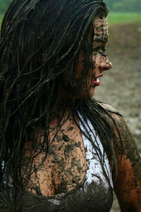 Pin By Mike D On Ez Az Country Photoshoot Mudding Girls