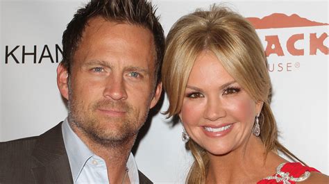 After 11 Years Of Marriage Et Host Nancy O’dell And Her