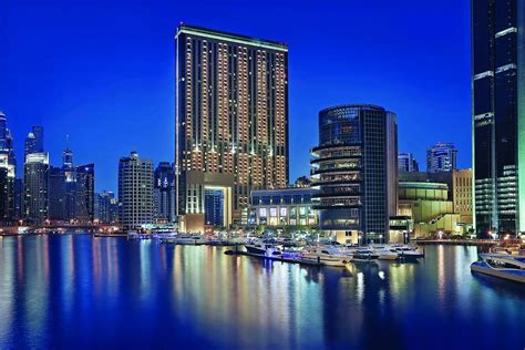 star hotels  dubai marina insider view   luxurious hotels   marina