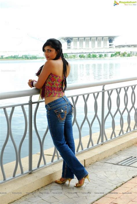return    backbackside view page  south indian actress photo indian models