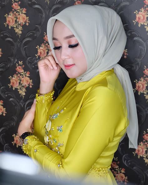 Koleksi Foto Cewek Jilbab Hijaber Imut Terbaru Republic Renger Cantik