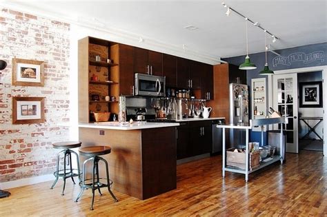 industrial kitchen design creates  great loft style atmosphere