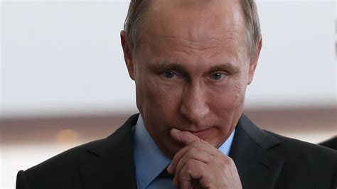 Russia Wants To Outlaw Bad Mouthing Putin Mashable