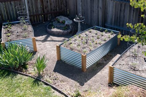 9 Free Raised Planter Box Plans For Your Yard Or Porch