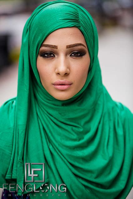 Hijab Ista Com Gamis Murni